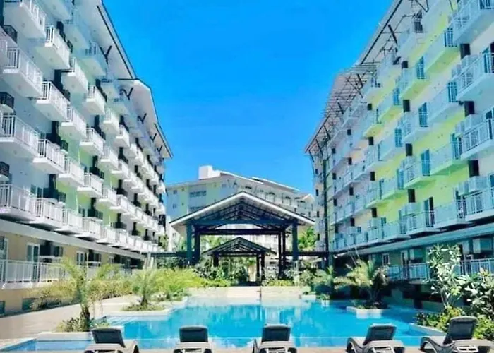 Stay, Park, Swim And Near Mactan Airport *